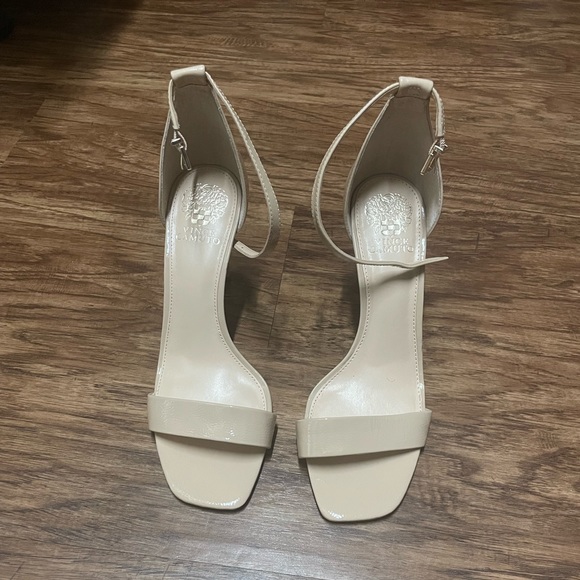 Vince Camuto sandal heel - Picture 1 of 4